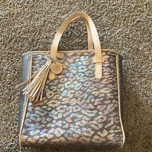 Iris classic tote